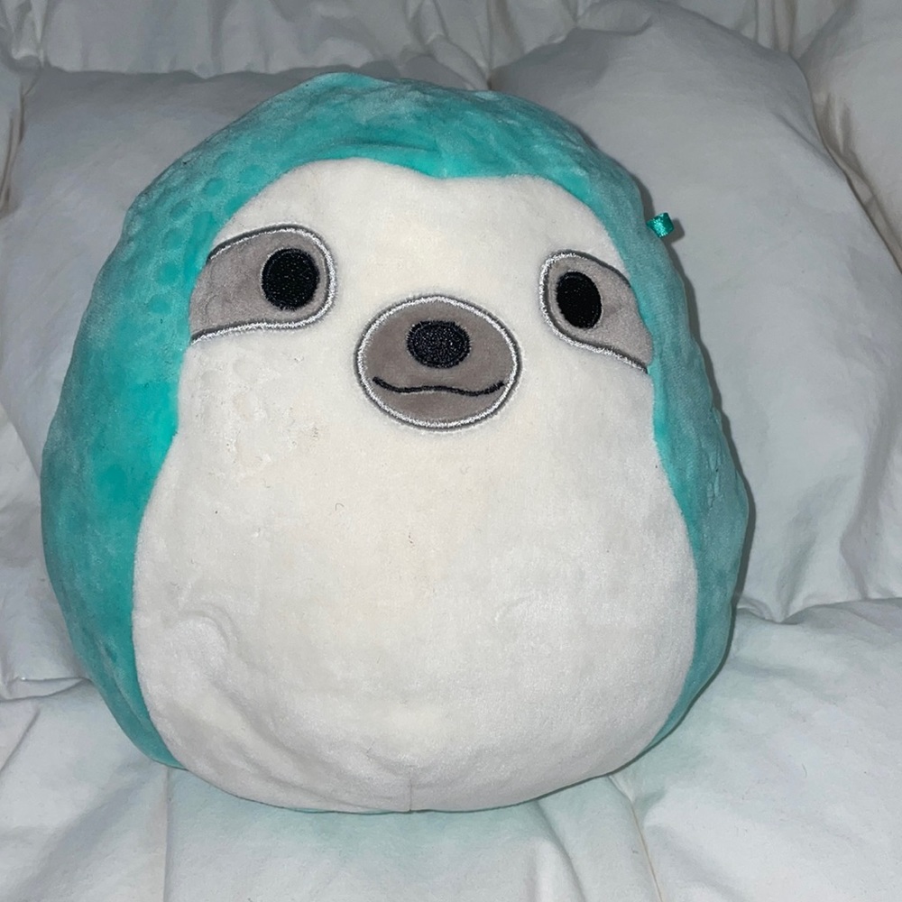 Sloth squishmallow